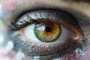 Colourful eye lenses